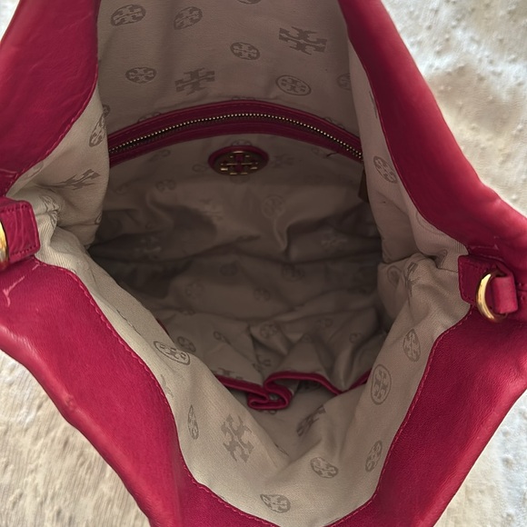 Tory Burch Vintage Red Leather Foldover Crossbody Bag - Picture 5 of 5